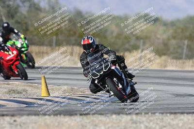 media/Dec-01-2025-Moto Forza (Mon) [[2daa91e15f]]/2-Intermediate Group/Session 3 (Turn 3)/